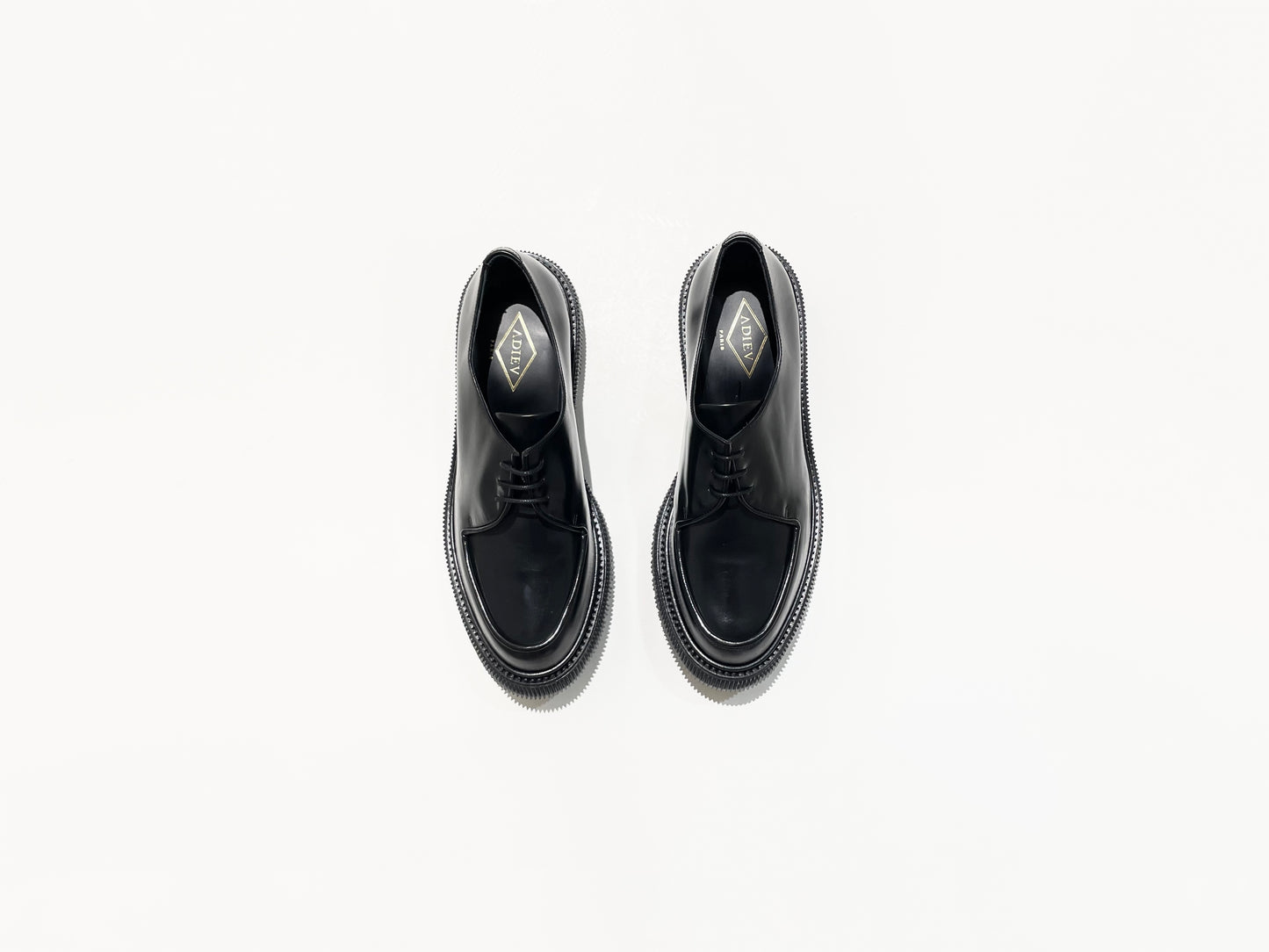 Adieu Paris Type 124 Derby