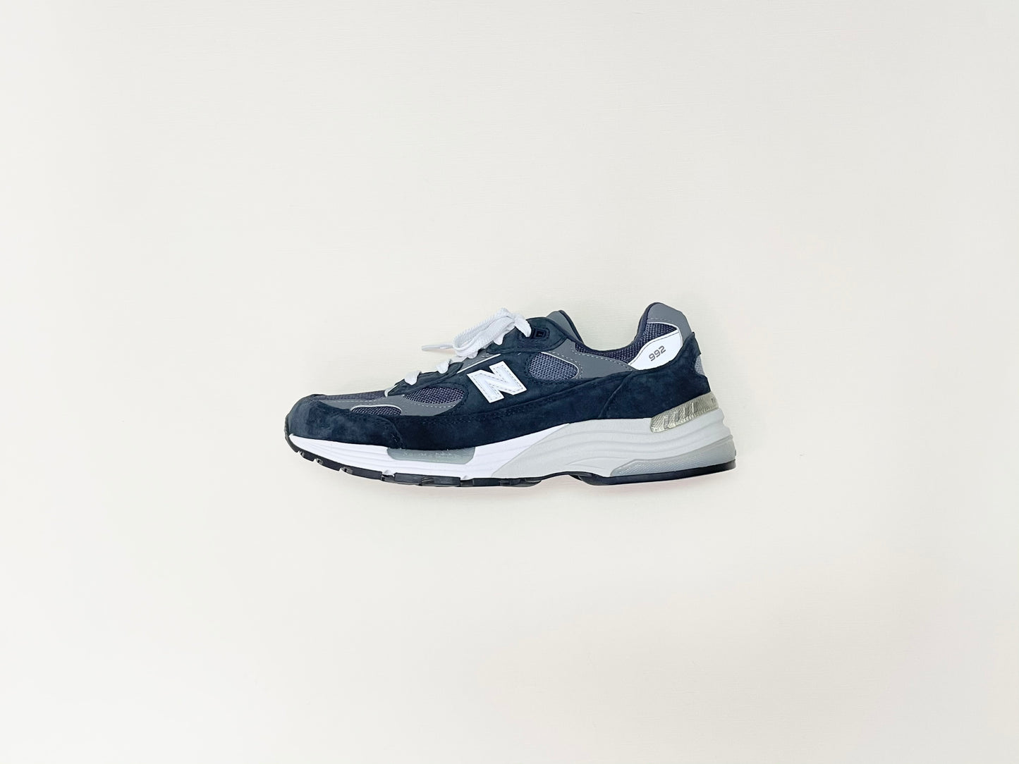 New Balance M992GG