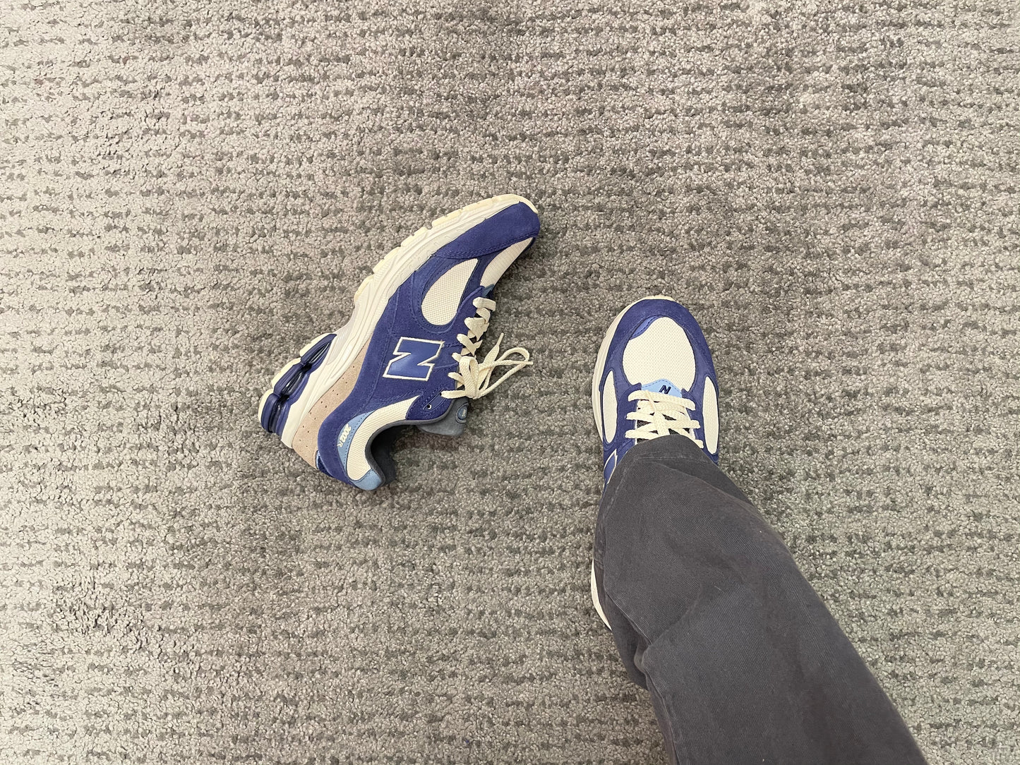 New Balance M2002RG