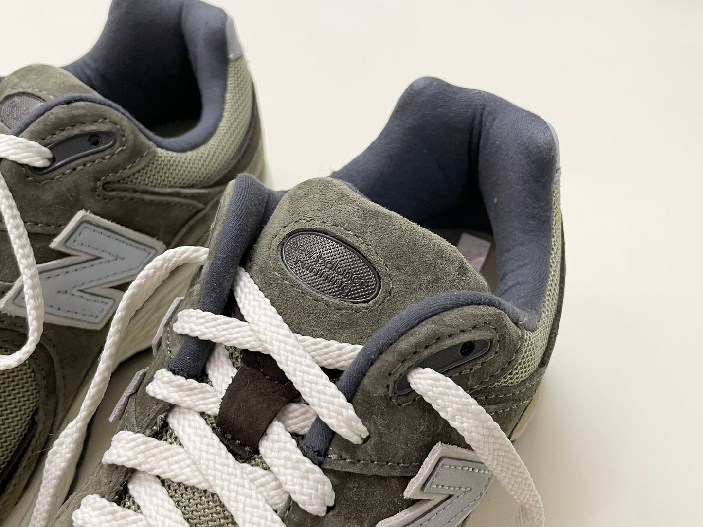 New Balance M2002RHN