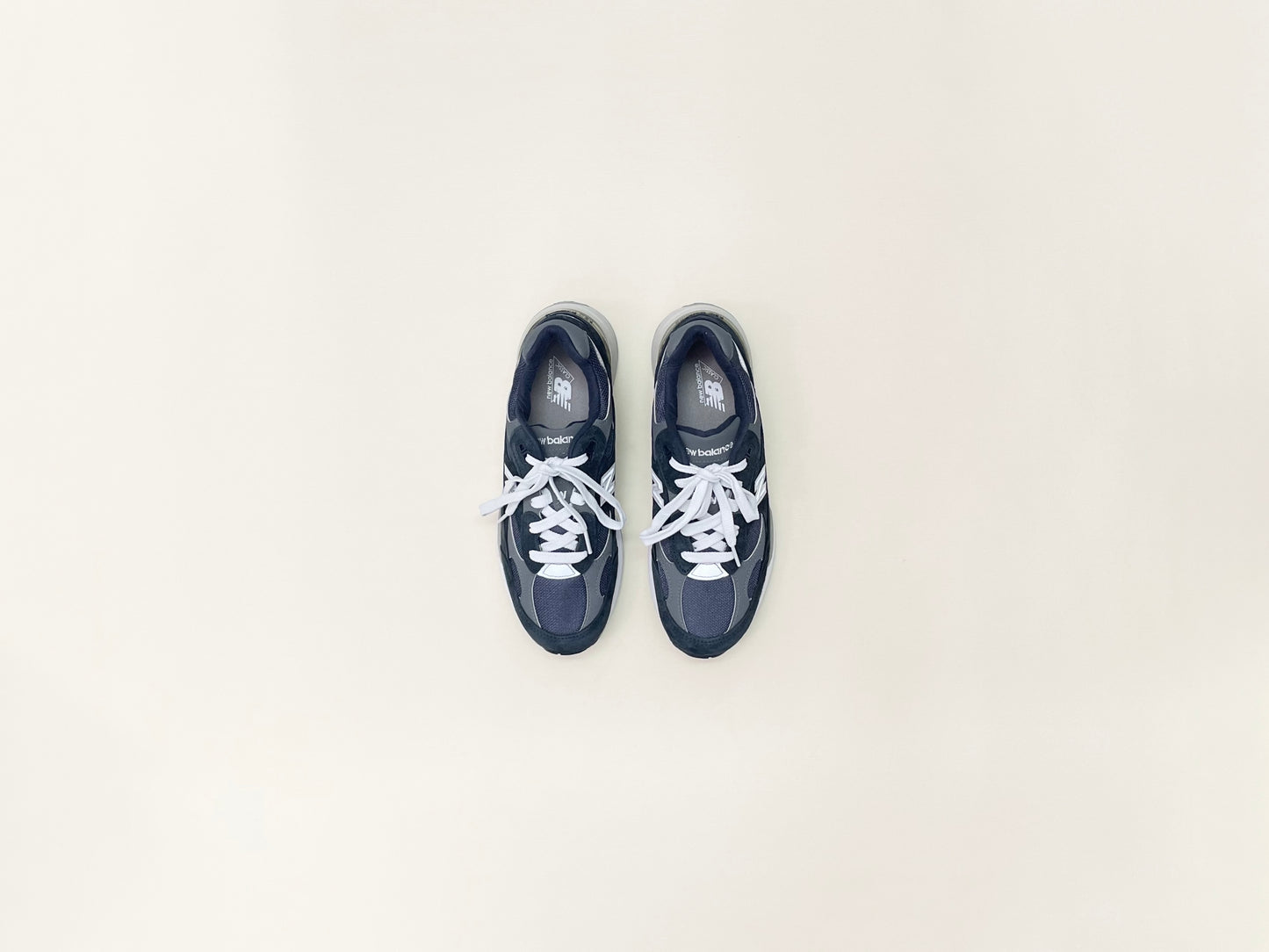 New Balance M992GG