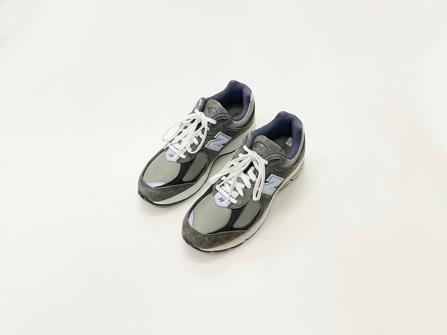 New Balance M2002RHN