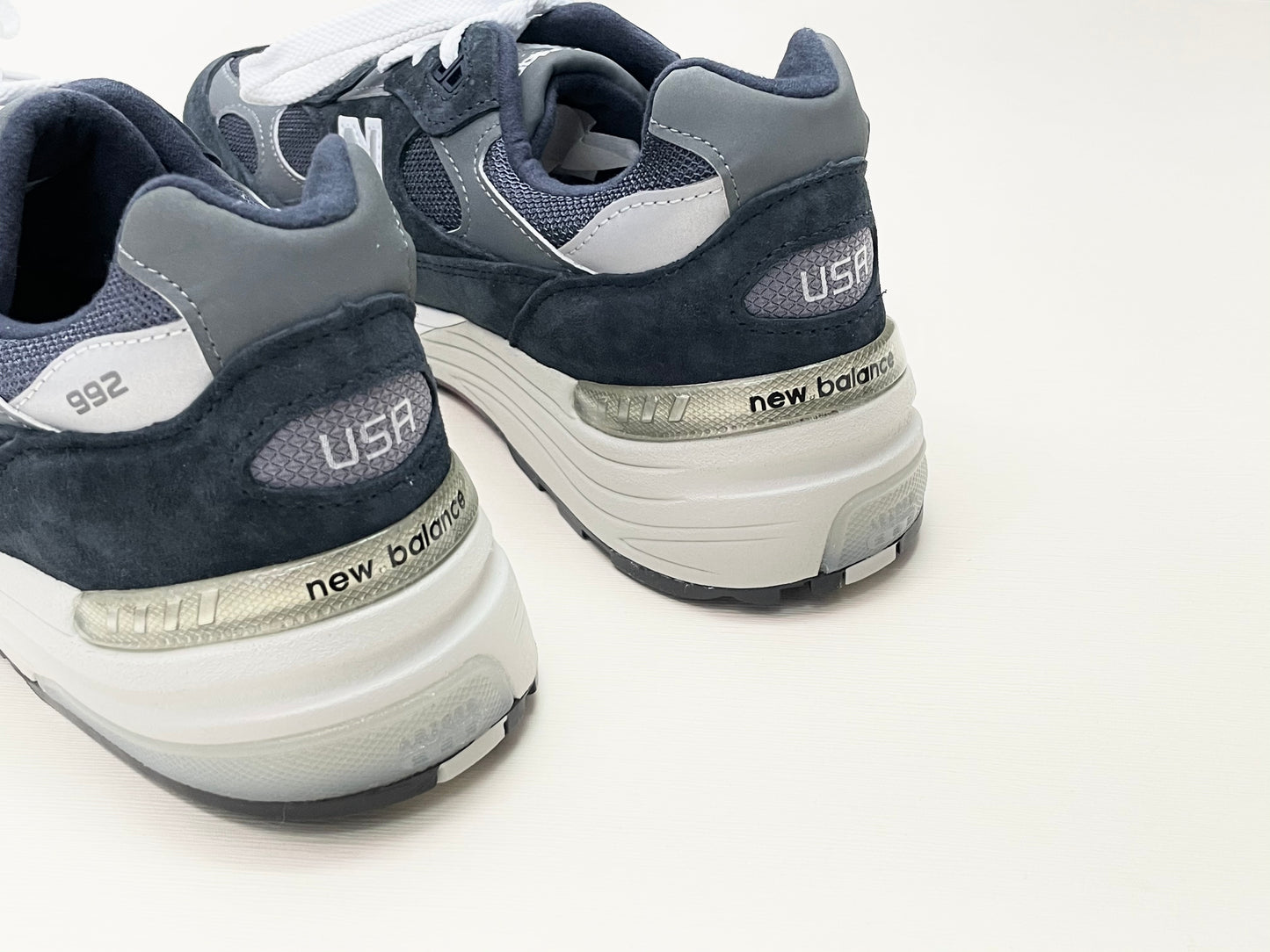 New Balance M992GG