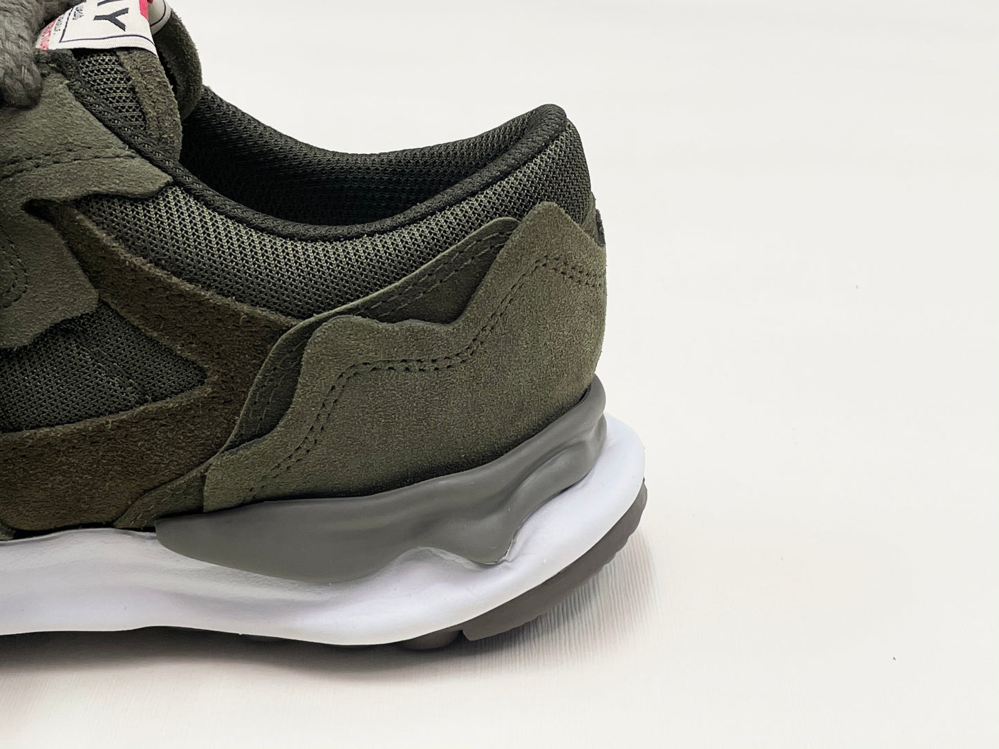 〖 Special Order 〗Maison Mihara Yasuhiro OG Sole Broken Detail Running Sneaker