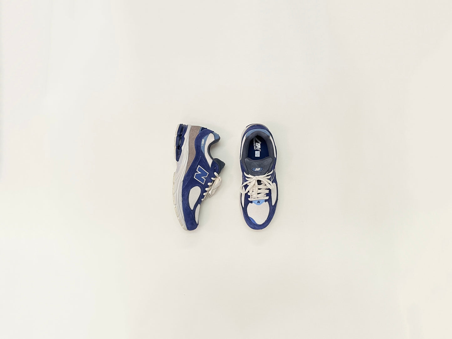 New Balance M2002RG