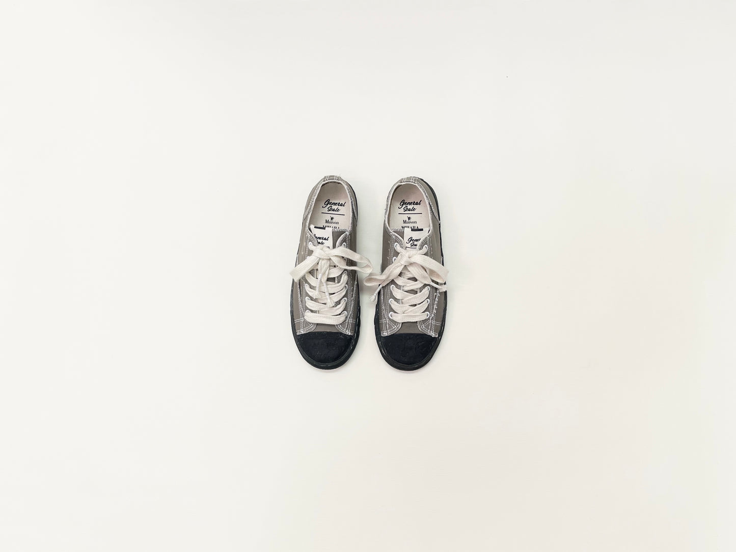 Maison Mihara Yasuhiro General Scale Past Sole 6-Hole Sneaker