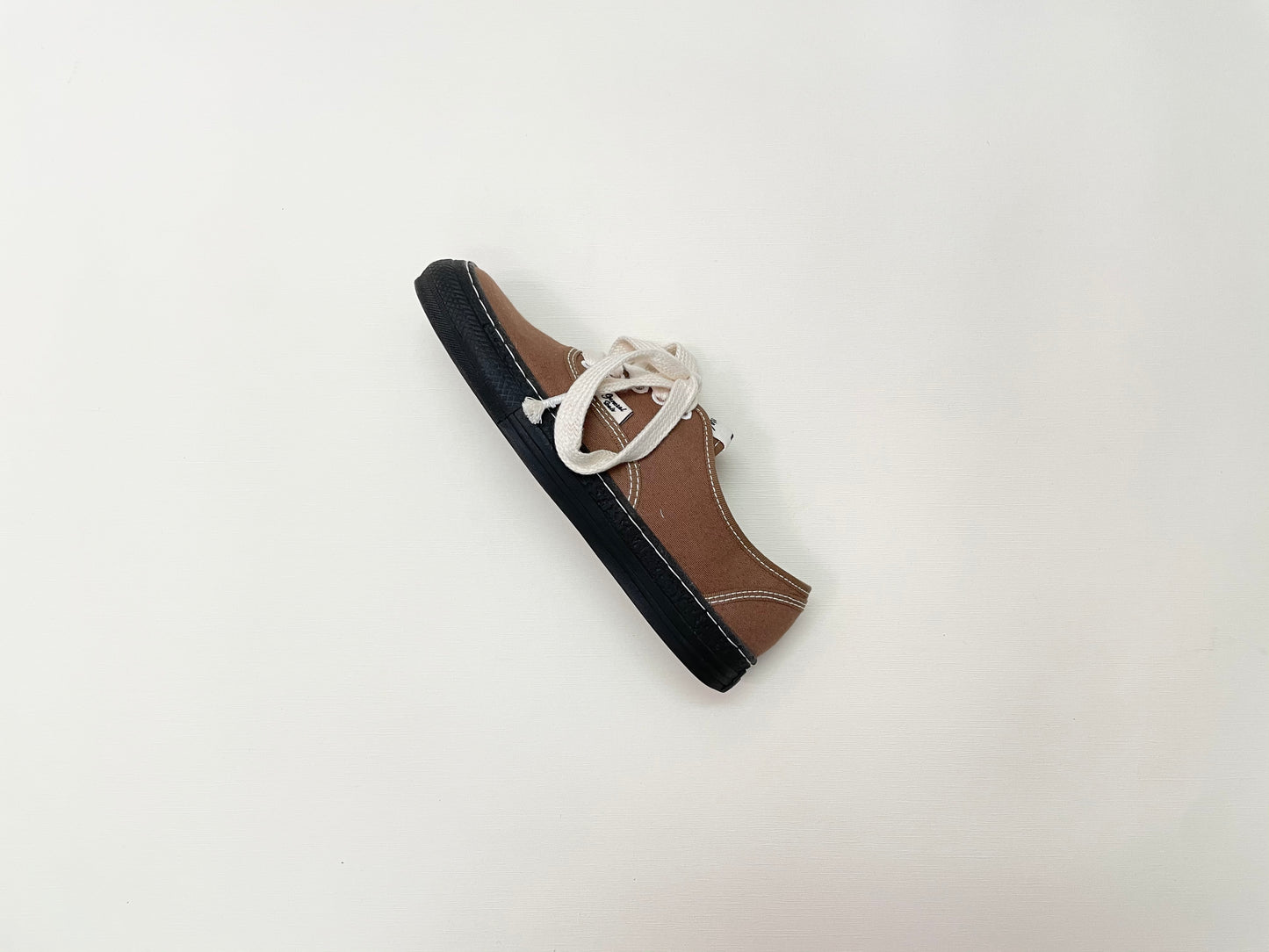 Maison Mihara Yasuhiro General Scale Past Sole 5-Hole Sneaker