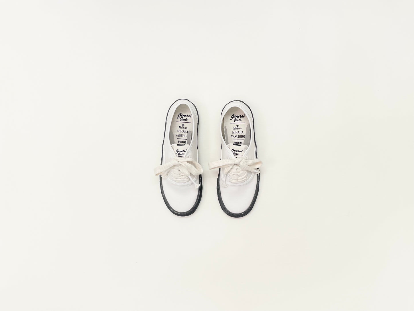 Maison Mihara Yasuhiro General Scale Past Sole 5-Hole Sneaker