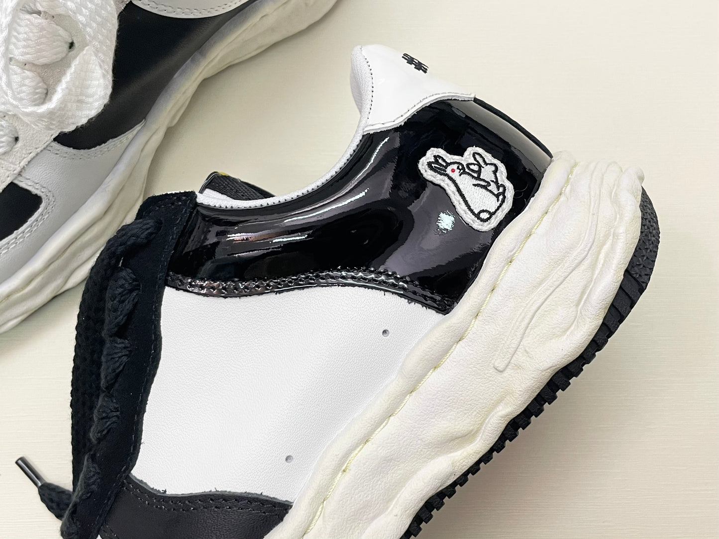 〖 Special Order 〗 Maison Mihara Yasuhiro x Atmos x #FR2 OG Sole Sneaker - Wayne