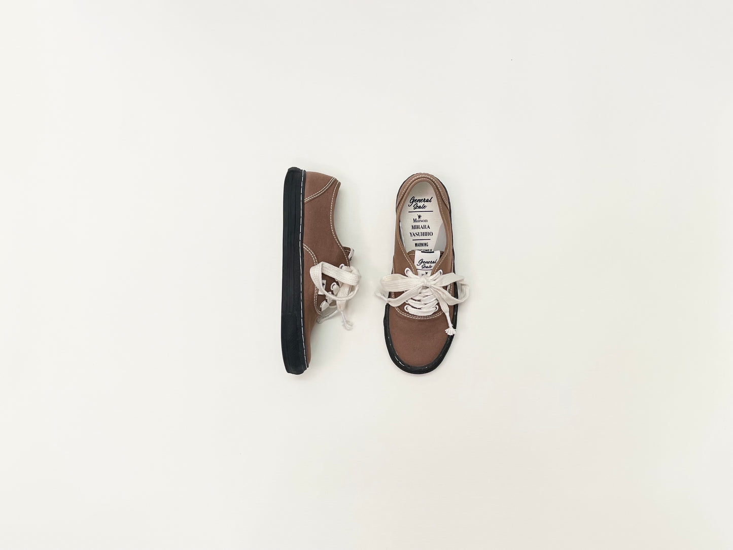 Maison Mihara Yasuhiro General Scale Past Sole 5-Hole Sneaker