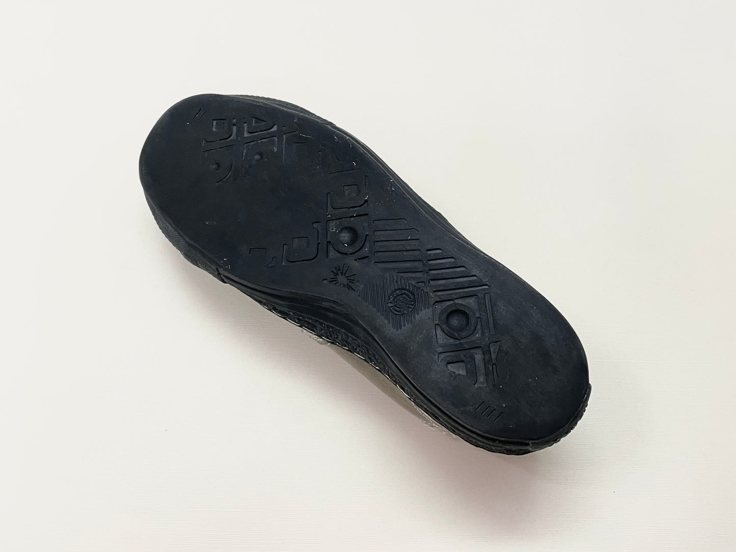 Maison Mihara Yasuhiro General Scale Past Sole 6-Hole Sneaker