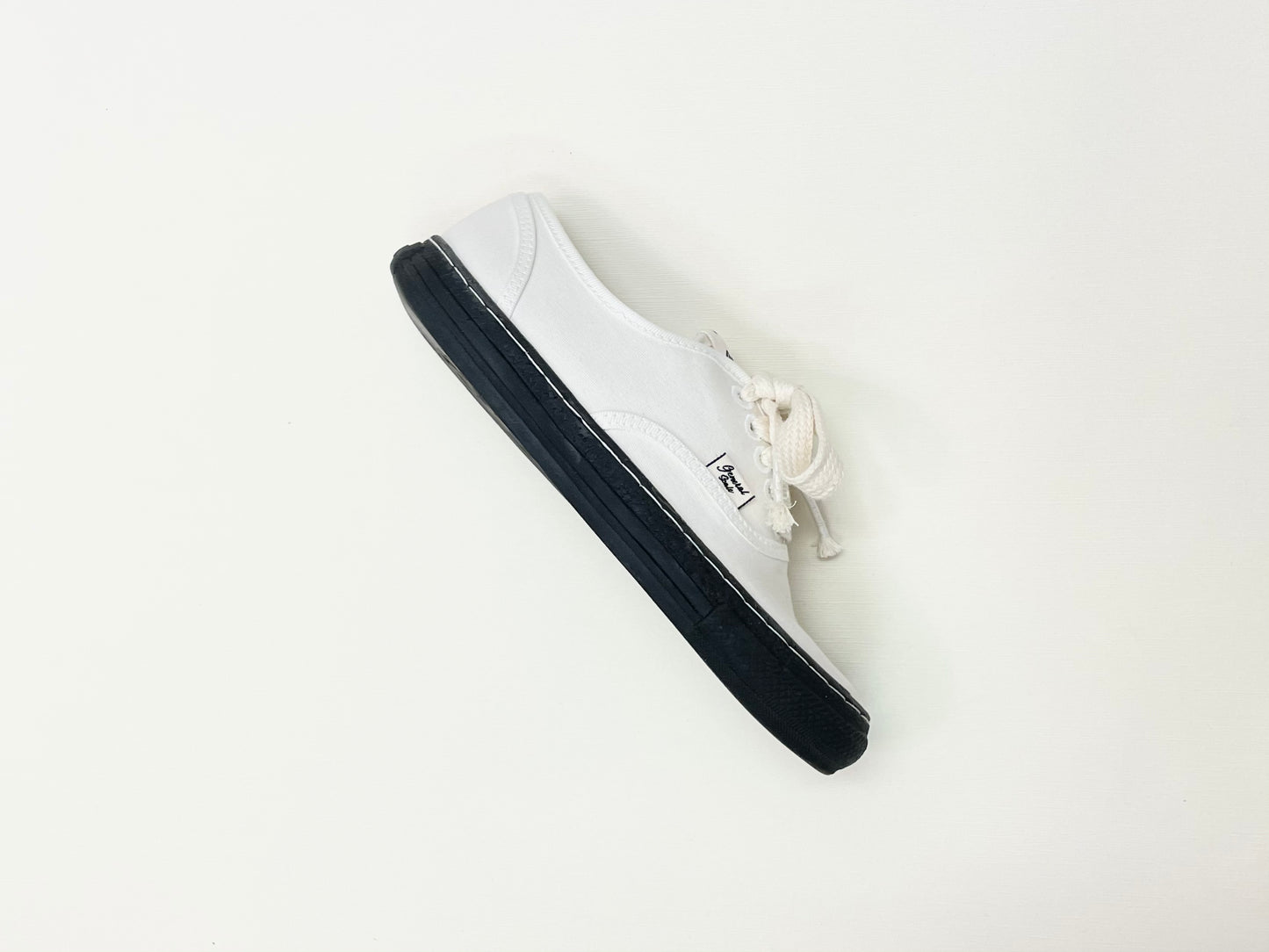 Maison Mihara Yasuhiro General Scale Past Sole 5-Hole Sneaker